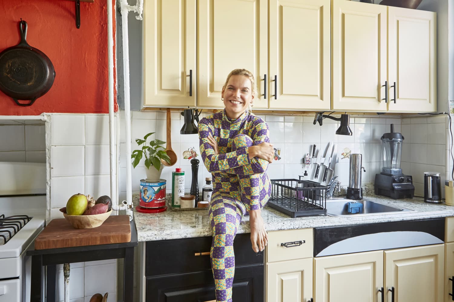 Colorful Brooklyn Rental Railroad Apartment Tour Photos Apartment Therapy